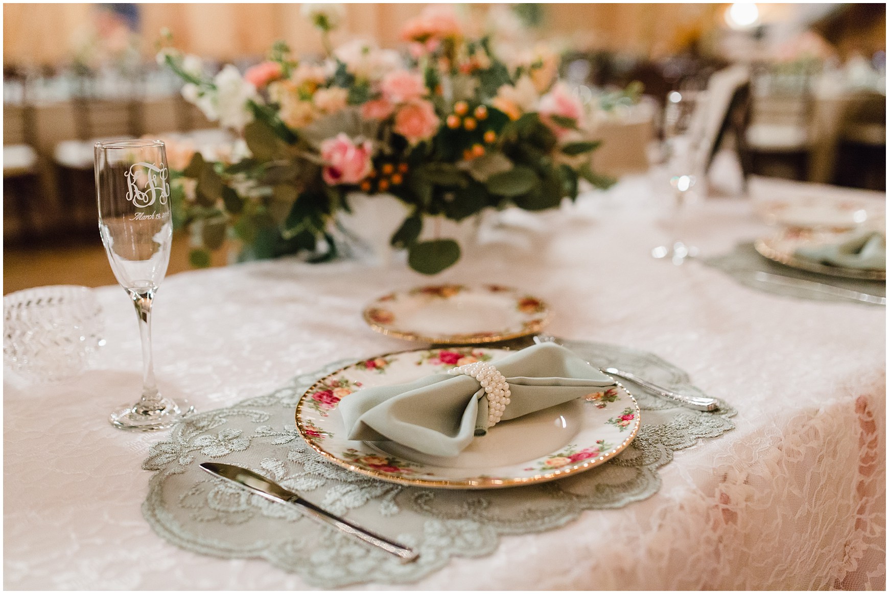 Beautiful Wedding details and place settings 