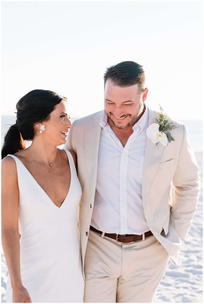 bride and groom photos in destin, fl